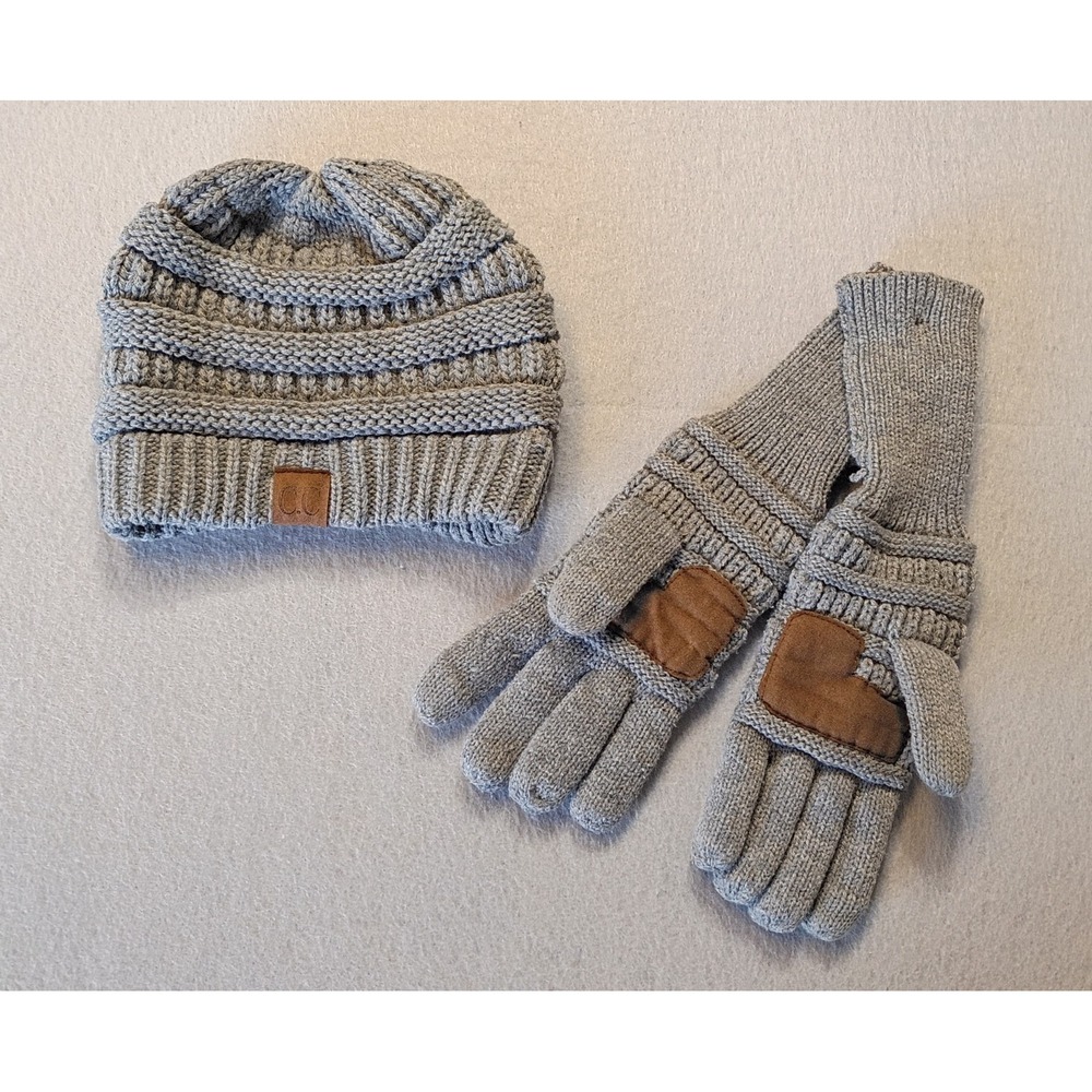 C.C 2pc Unisex Solid Cable Knit Beanie and Gloves Set Gray‎ Grey NWOT
